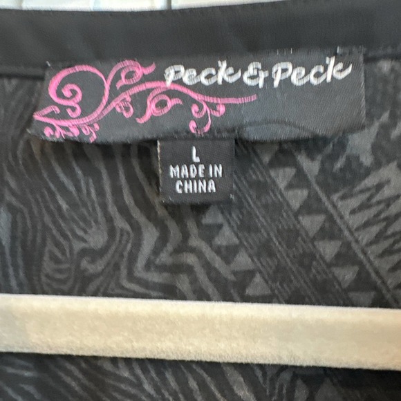 Peck & Peck Abstract, Zebra Animal Print Asymmetrical Blouse - Picture 2 of 4